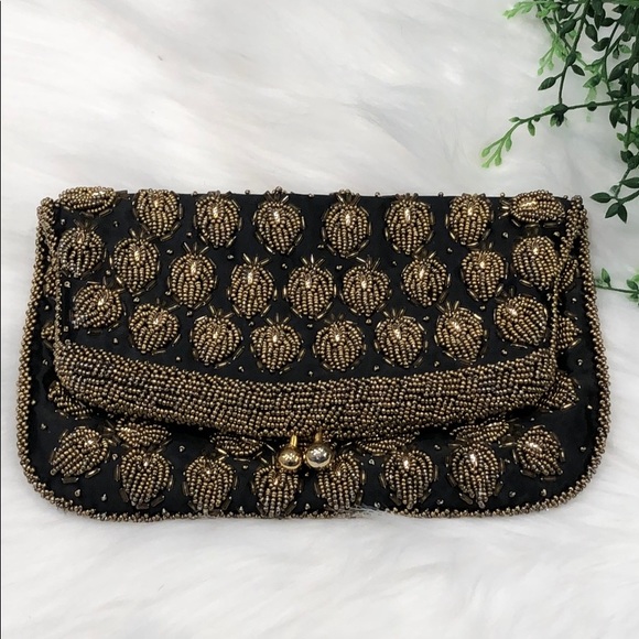 Vintage Handbags - Vintage clutch